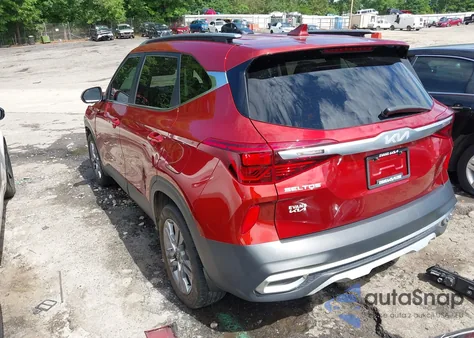 2023 Kia Seltos S из США, поврежденный, VIN KNDEU2AA1P7432837